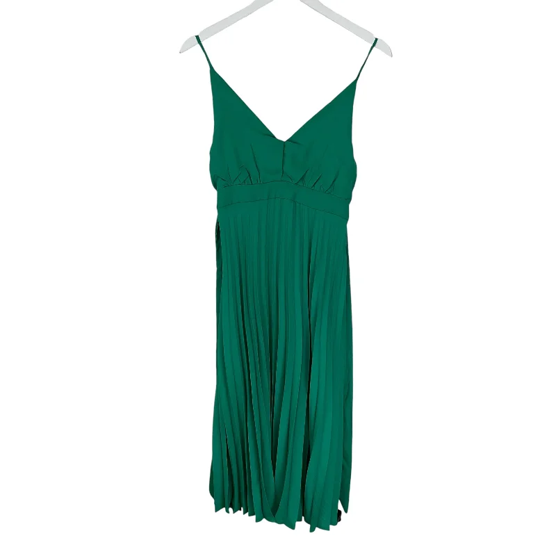 Dress Casual Midi By Jessica Simpson In Green, Size: M