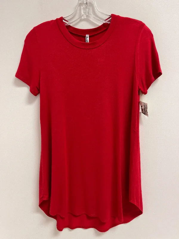 Top Short Sleeve By Azules In Red, Size: S