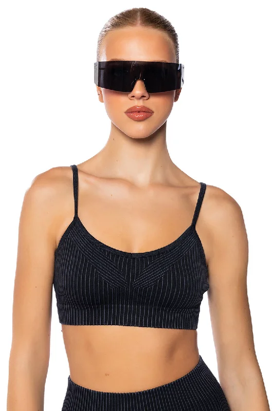 PAXTON LANEY SCOOP NECK CROP